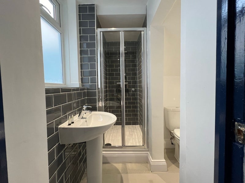 Room Great Lime Road in North Tyneside