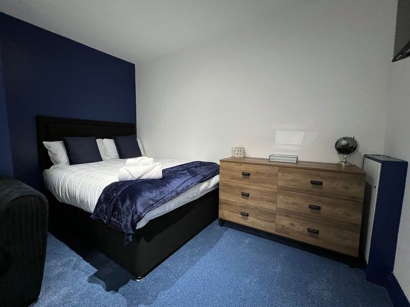 Room Great Lime Road in North Tyneside
