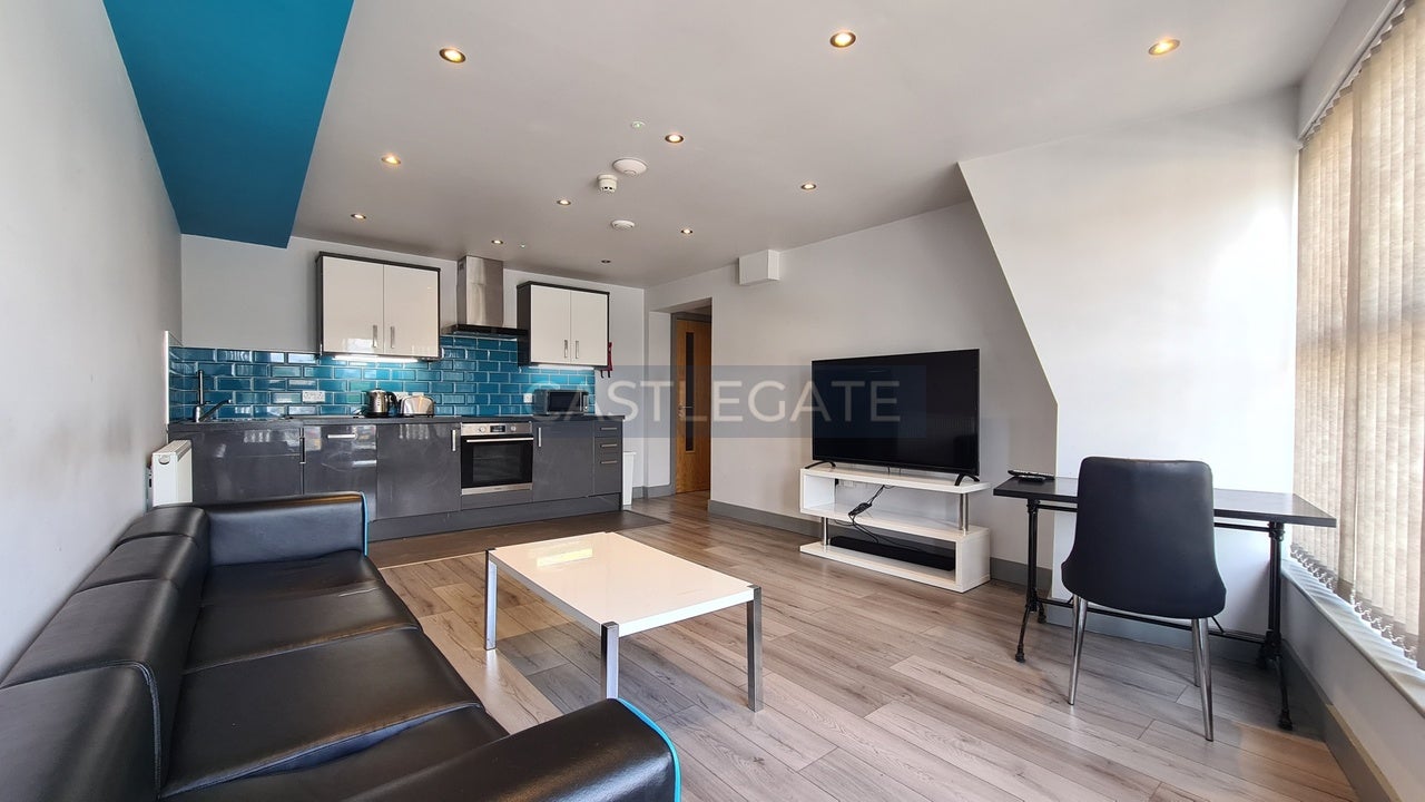 Flat Dundas Street in Kirklees