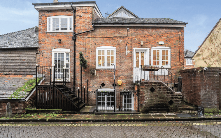 Flat Great Minster Street in Winchester