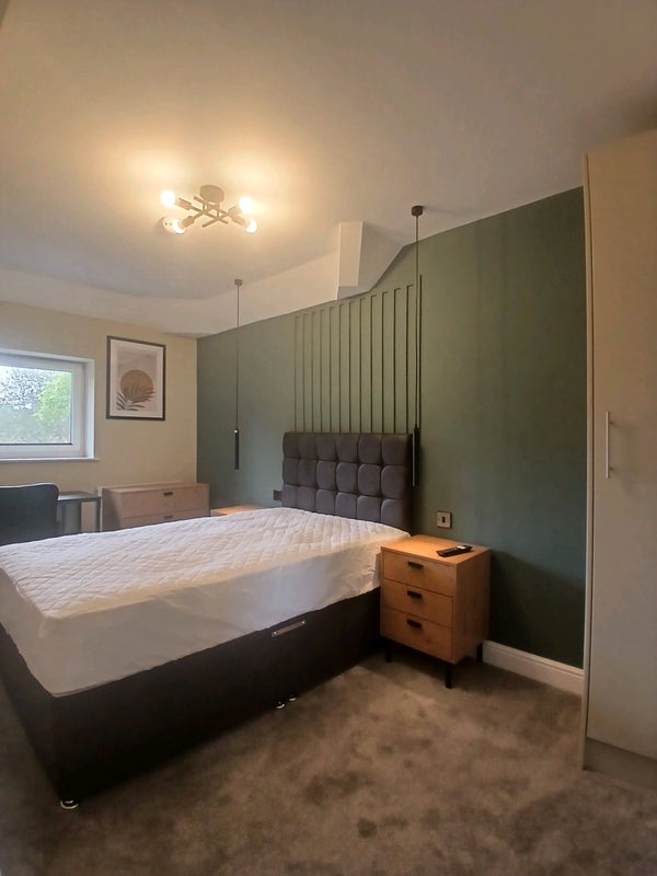 Room Alan Moss Road in Charnwood