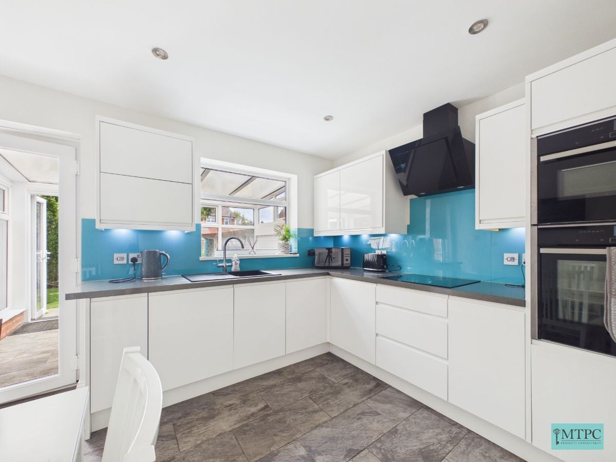 House Sunningdale Close in York