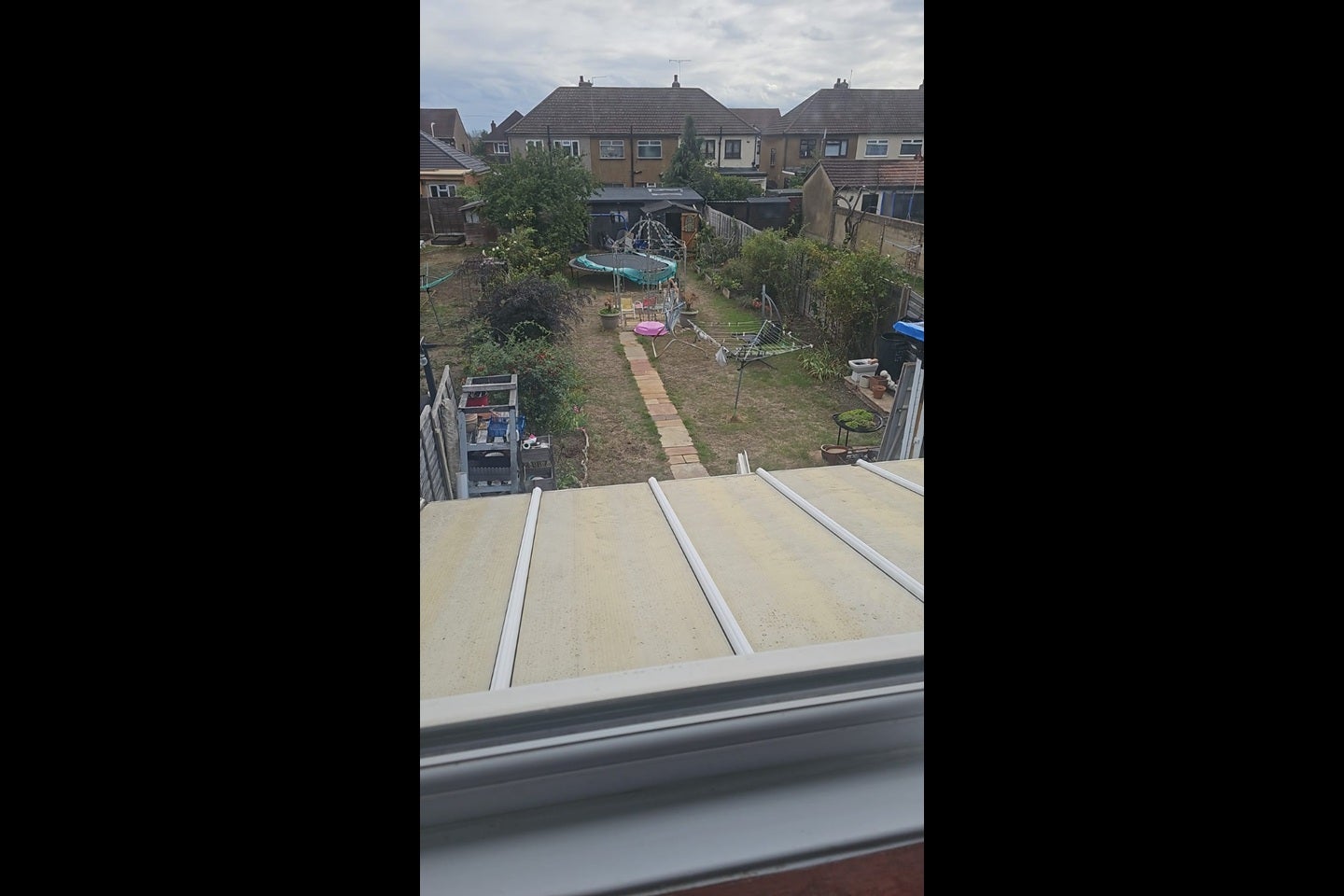 Room Upminster Road North in Greater London