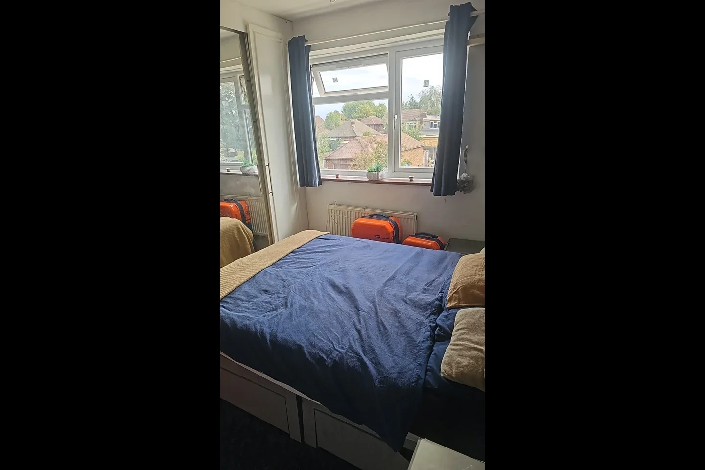 Room Upminster Road North in Greater London