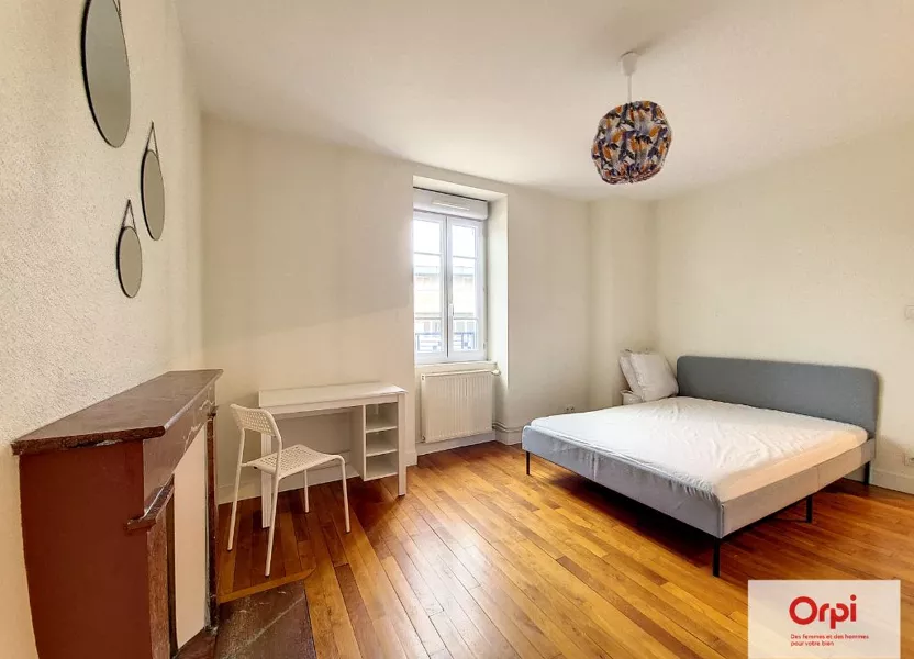 Appartement Quai Rouget de Lisle à Montluçon