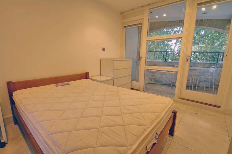 Room Rope Street in Greater London