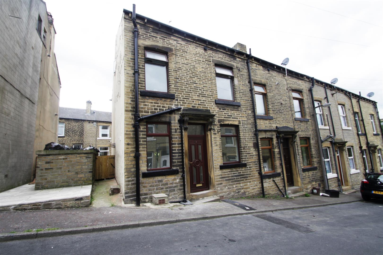 House Rochdale Road in Calderdale