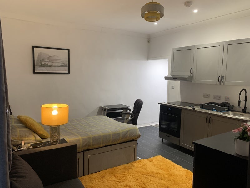 Room Arundel Drive in Mansfield Woodhouse