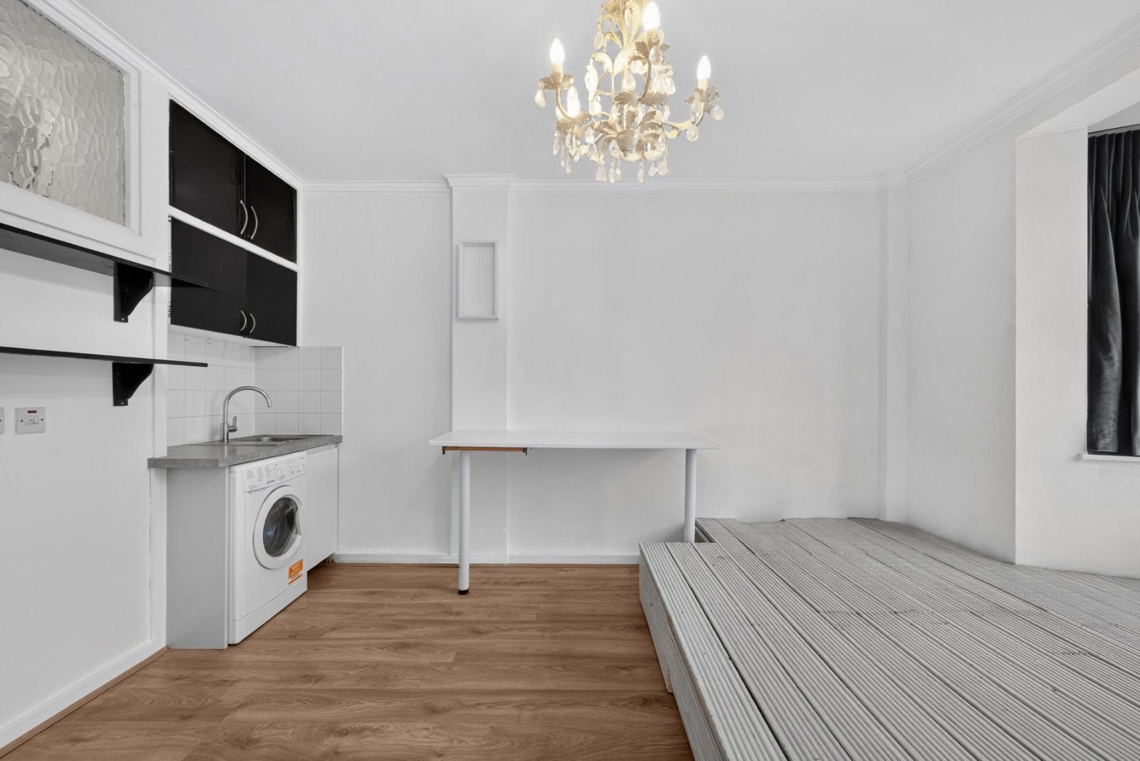 Flat Woburn Place in Greater London