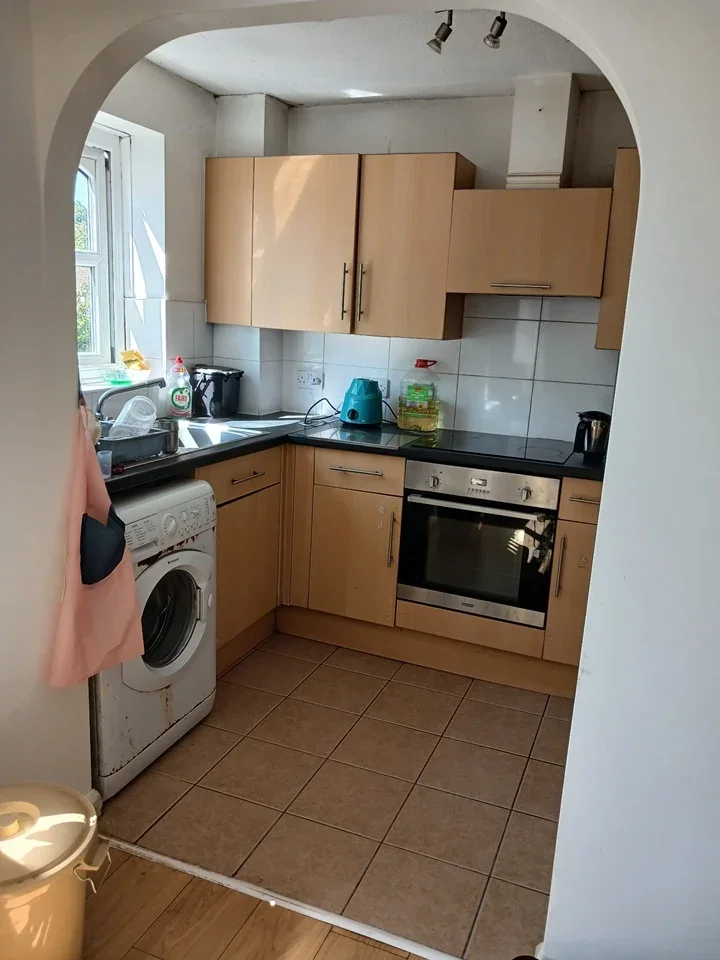 Room Worcester Gardens in Slough