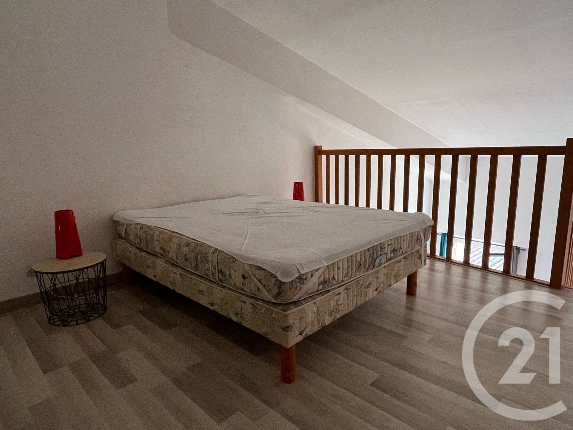 Appartement Rue de l'Horloge à Nîmes