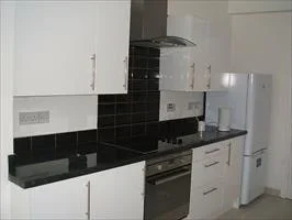 Flat Charter Way in Greater London