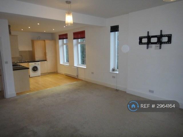 Flat Wellington Road in Oldham