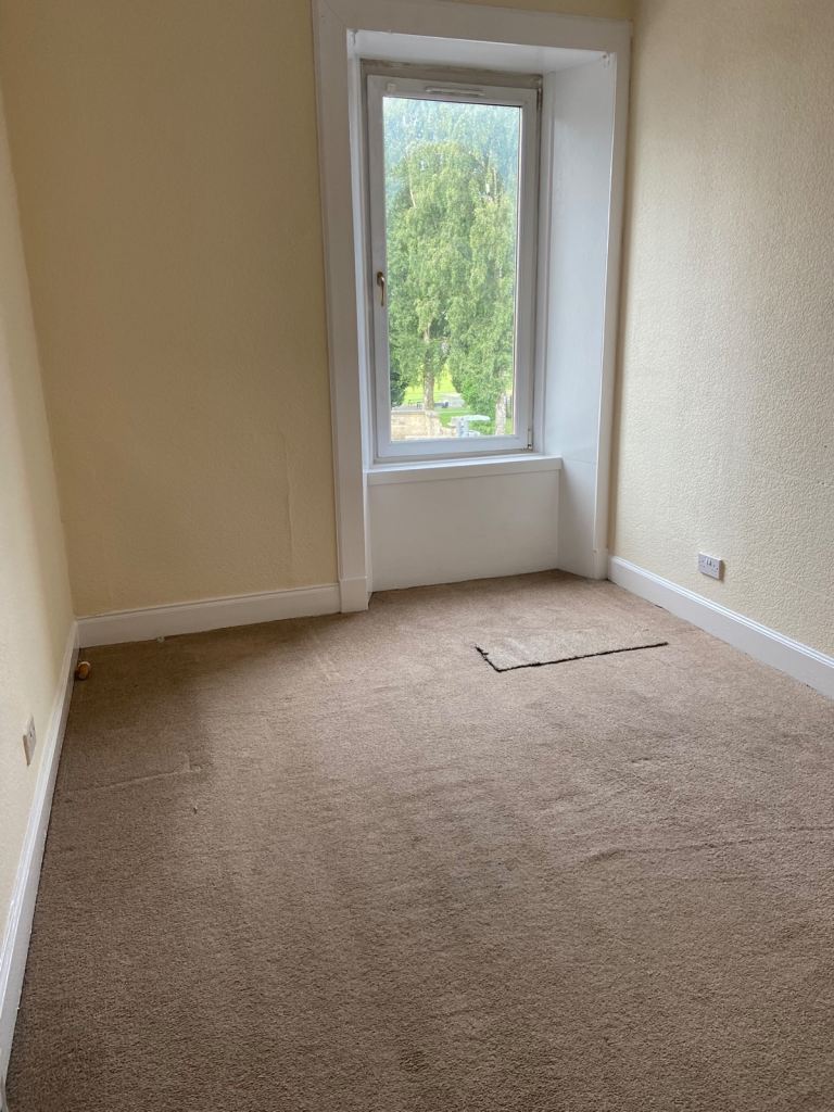 Flat Westburn Avenue in Falkirk