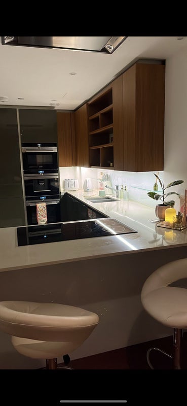 Room Juniper Drive in Greater London