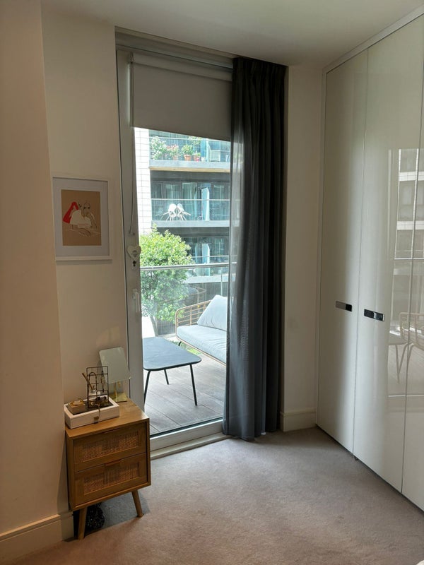 Room Juniper Drive in Greater London