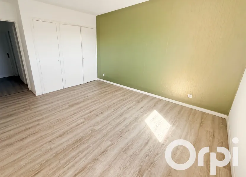 Appartement Avenue André Rombeau à Bollène
