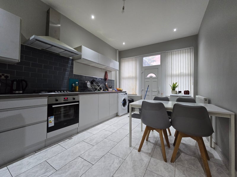 House Harehills Avenue in Leeds