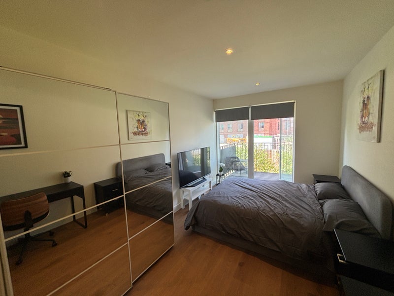 Room Thunderer Walk in Greater London