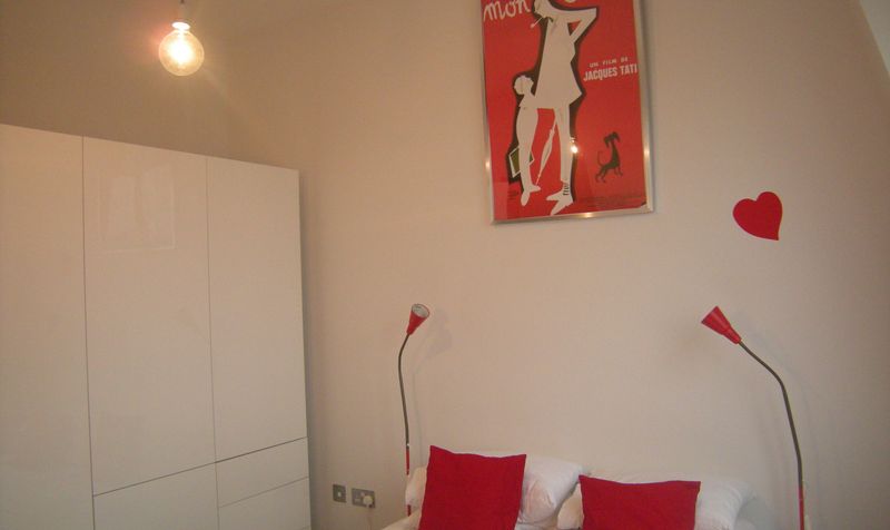 Flat Peckham Grove in Greater London