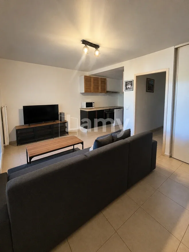 Flat Rue Victor Estienne in Lançon-Provence