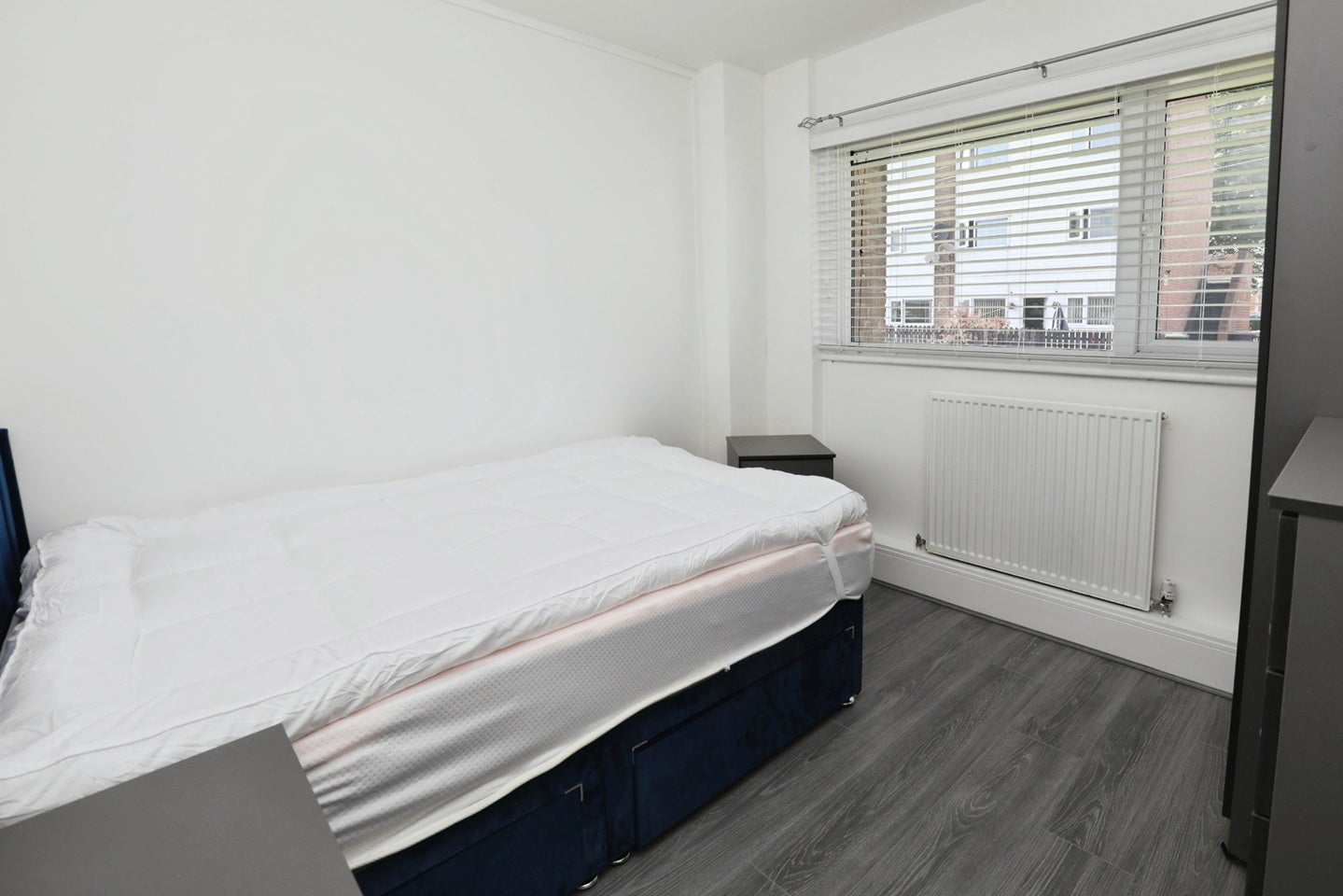 Room Cotton Drive in West Lancashire