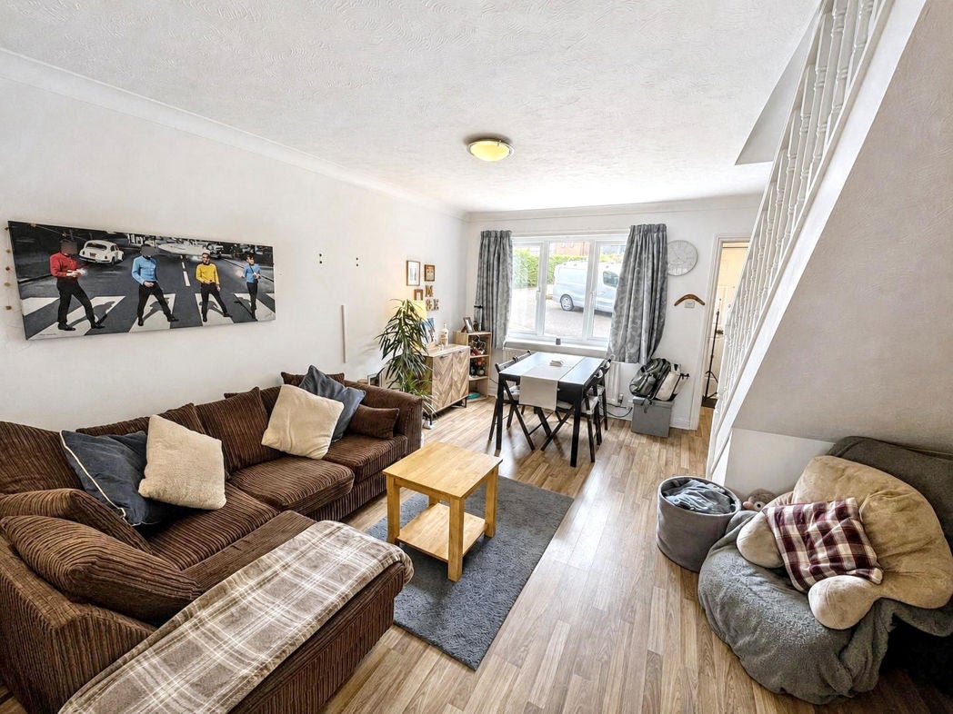 House Appletree Drive in Prudhoe