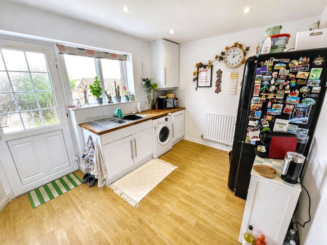 House Appletree Drive in Prudhoe