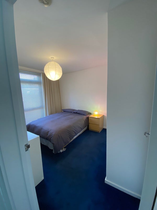 Room Copping Close in Greater London