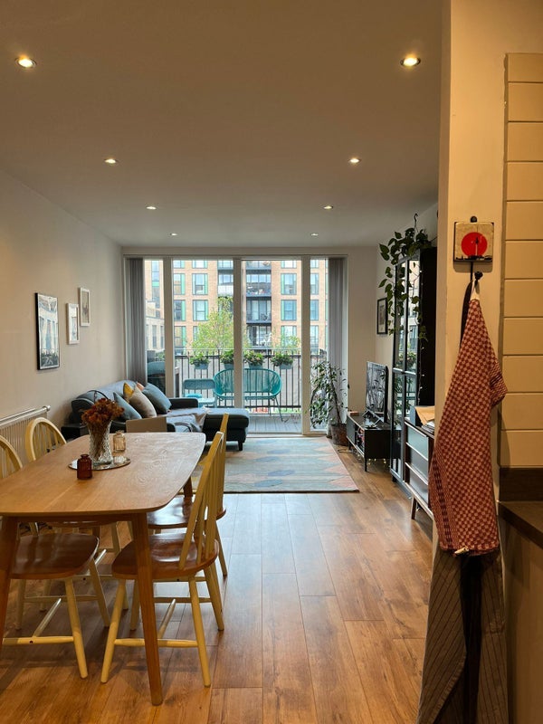 Flat Pamela Street in Greater London