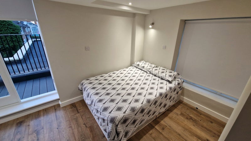 Room Pelton Road in Greater London