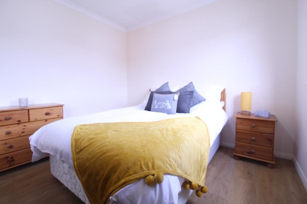 Flat Headland Court in St Ives