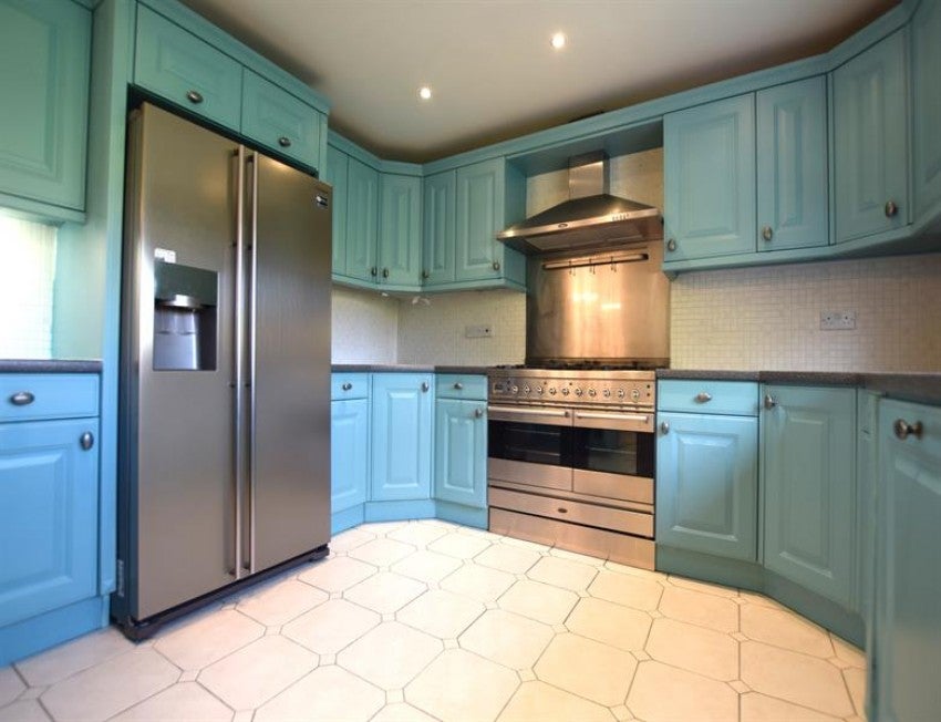 House Birkdale Close in Macclesfield