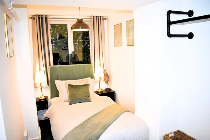 Flat Southwell Road in Greater London