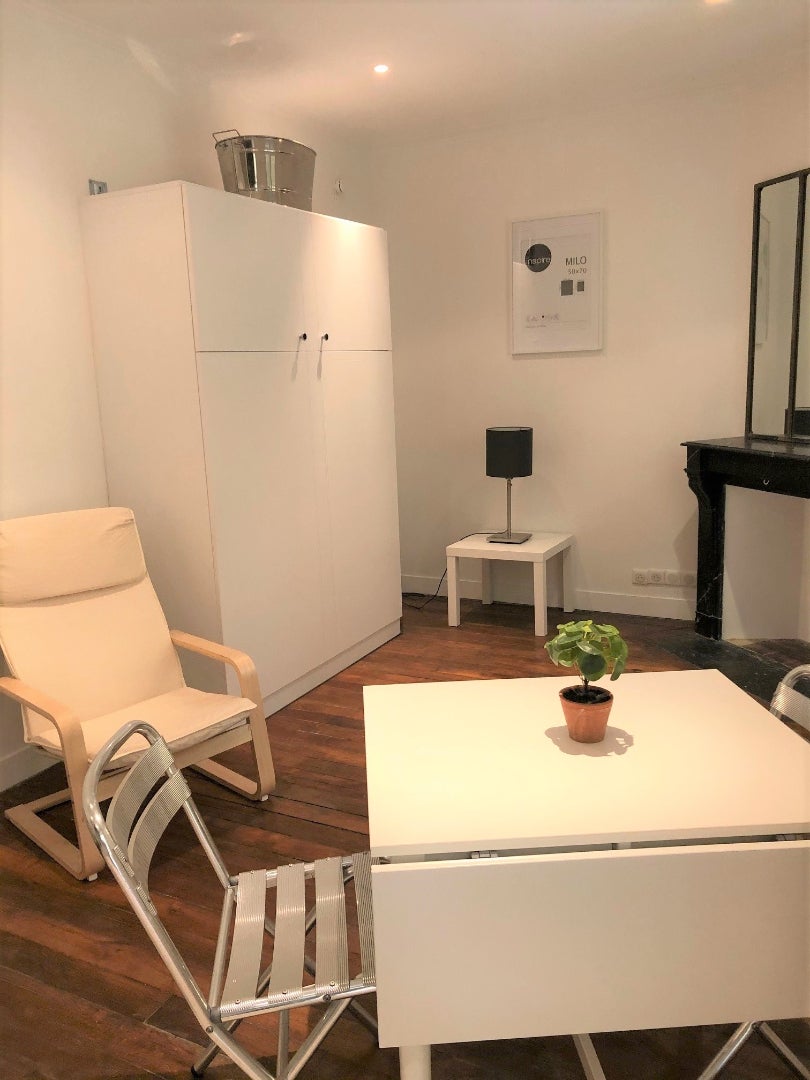 Chambre Rue de la Jonquière à Paris