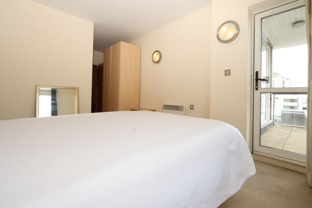 Room Globe Road in Greater London