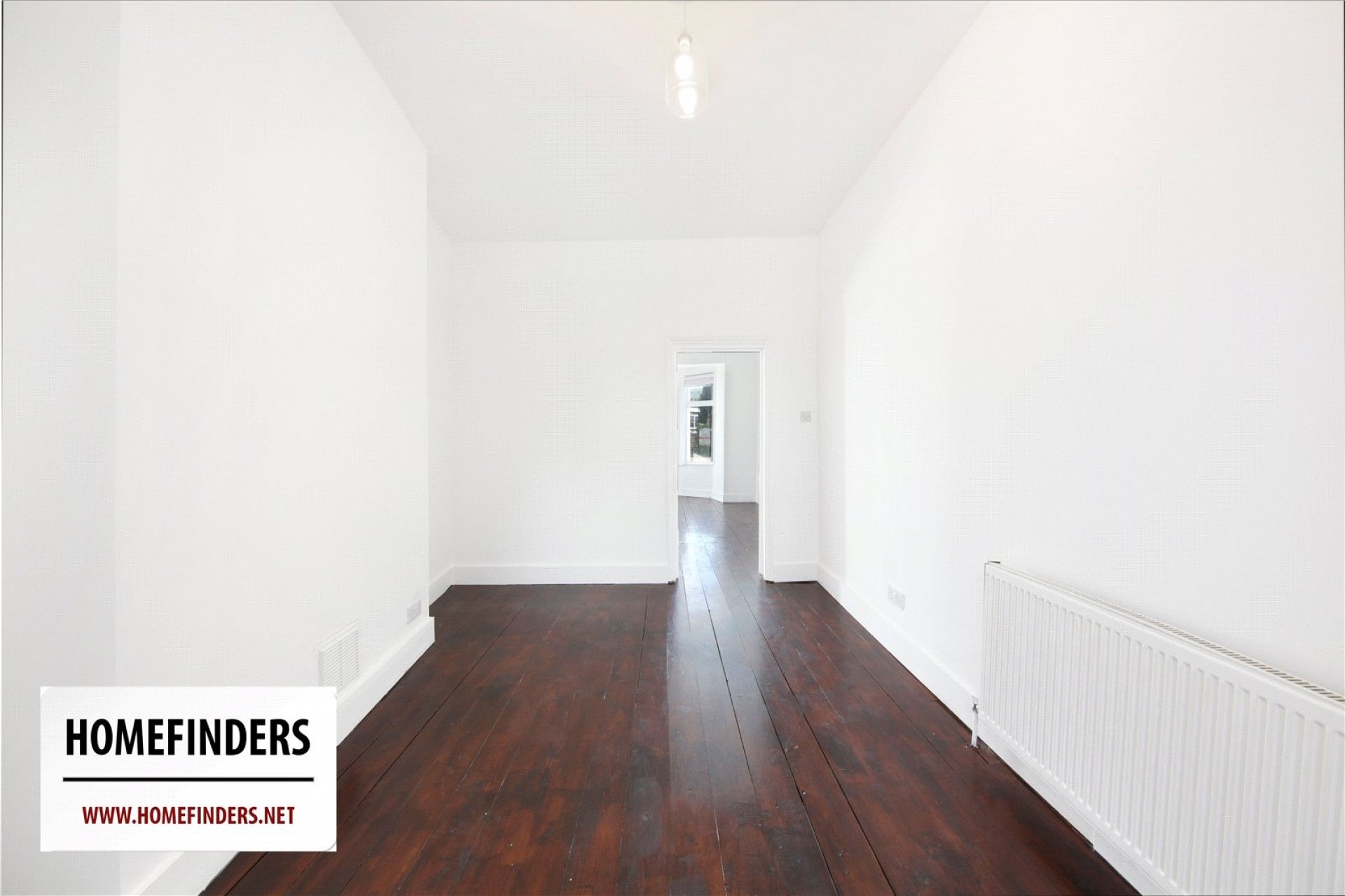 Flat Rendlesham Road in Greater London