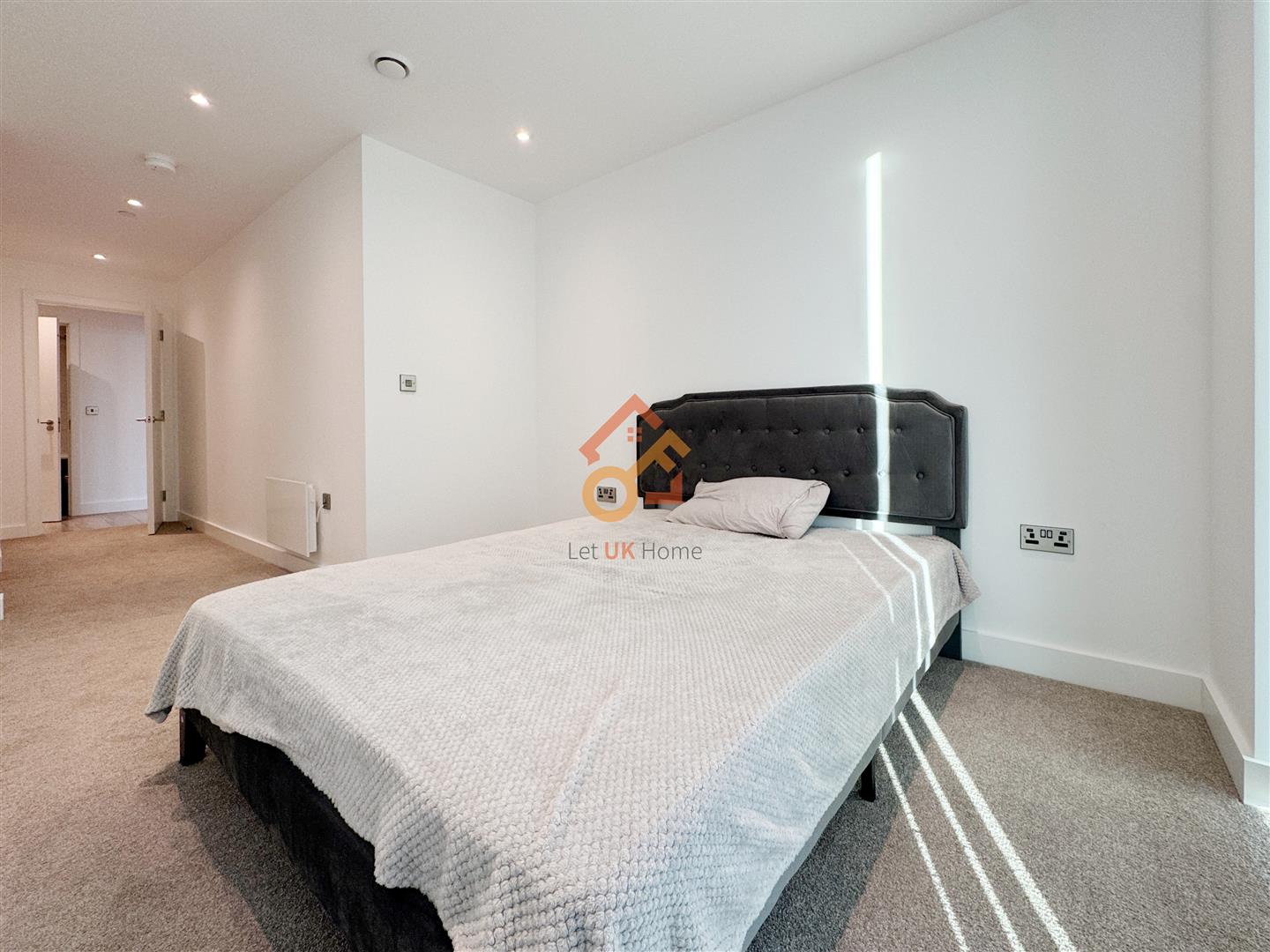 Flat Silvercroft Street in Manchester