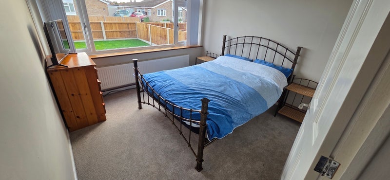 Room Stevens Close in Breckland District