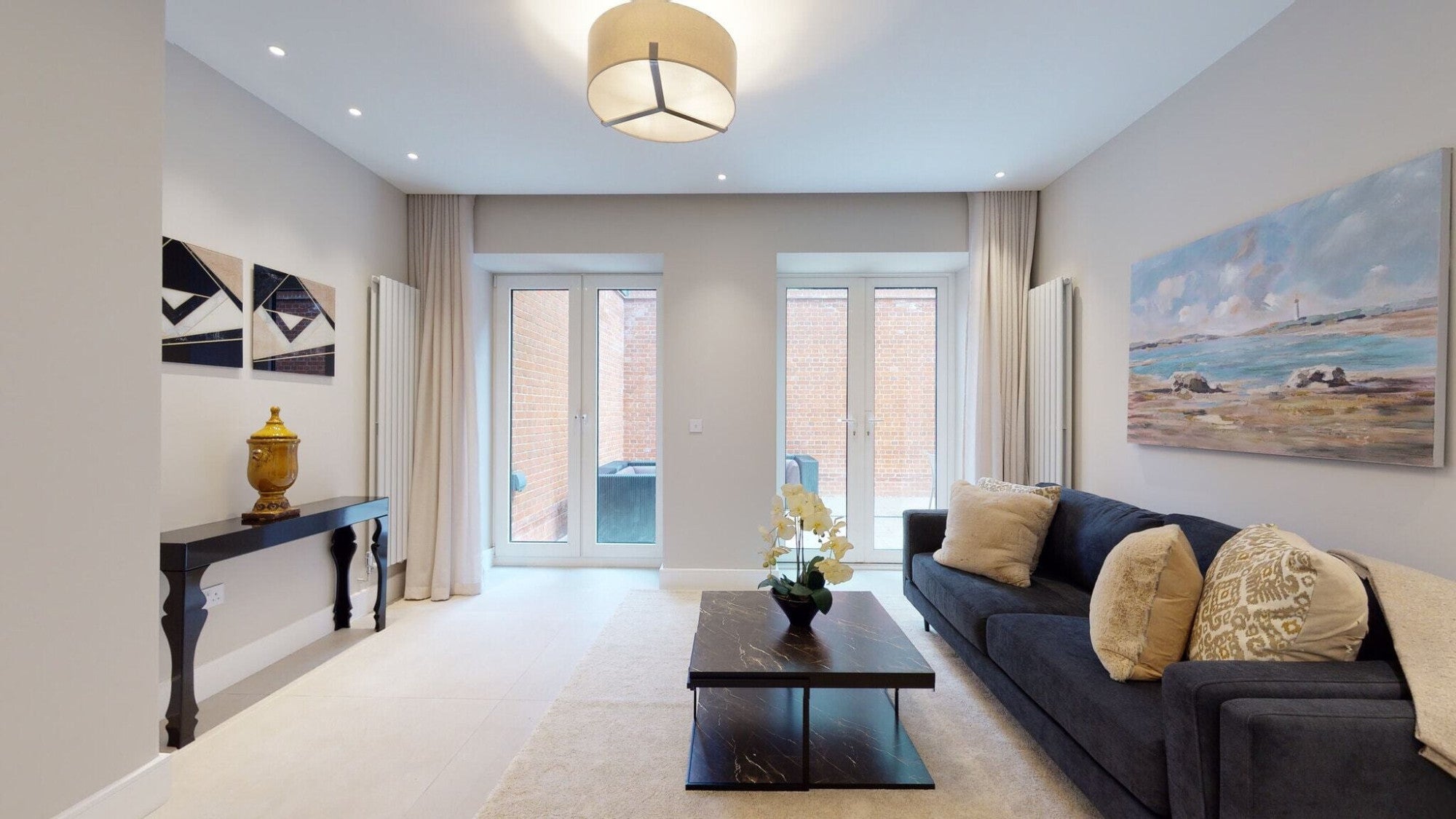 Flat Fitzjohn's Avenue in Greater London