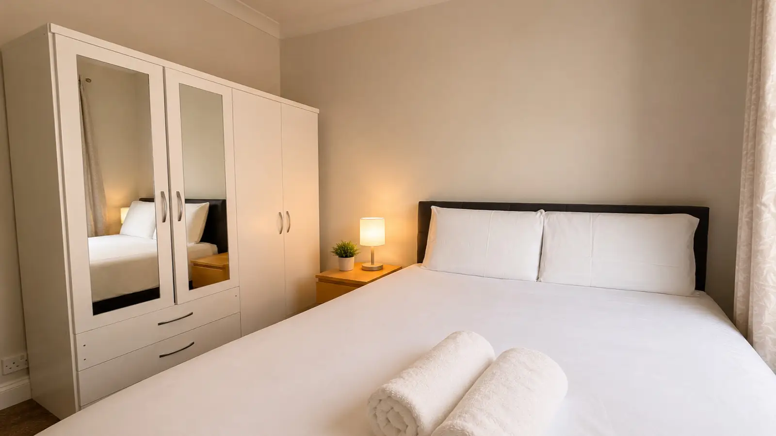 Flat Upper Montagu Street in City of Westminster