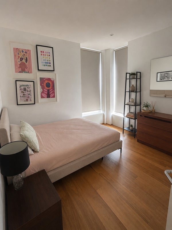 Room East India Dock Road in Greater London