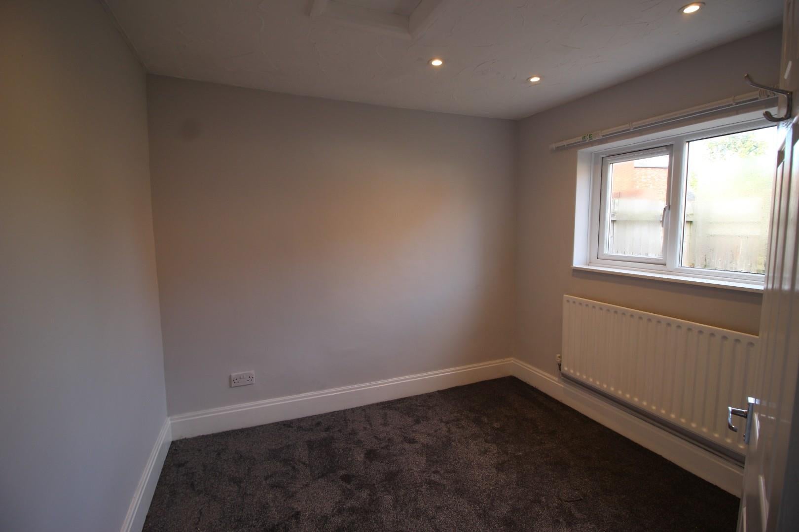 Flat Wellingborough Road in Rushden