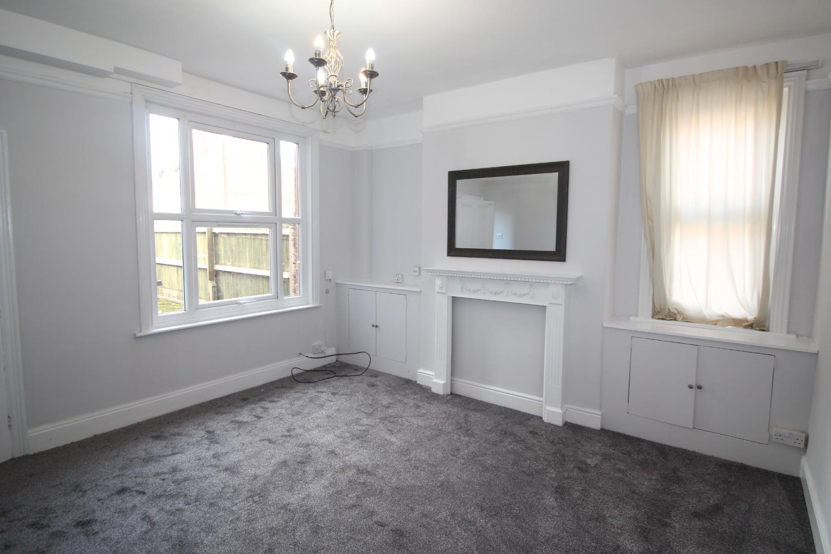 Flat Wellingborough Road in Rushden