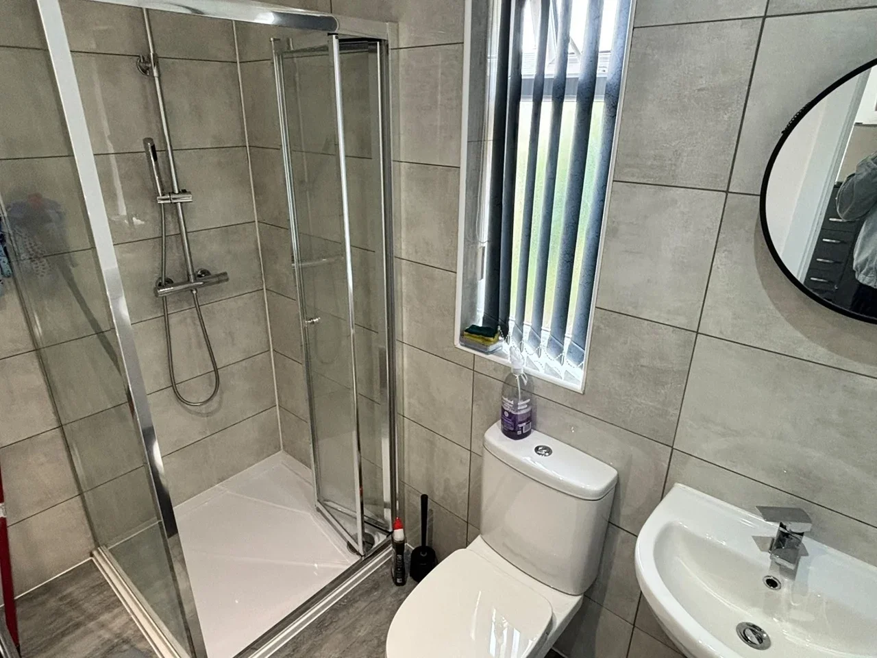 Room Rectory Road in Greater London