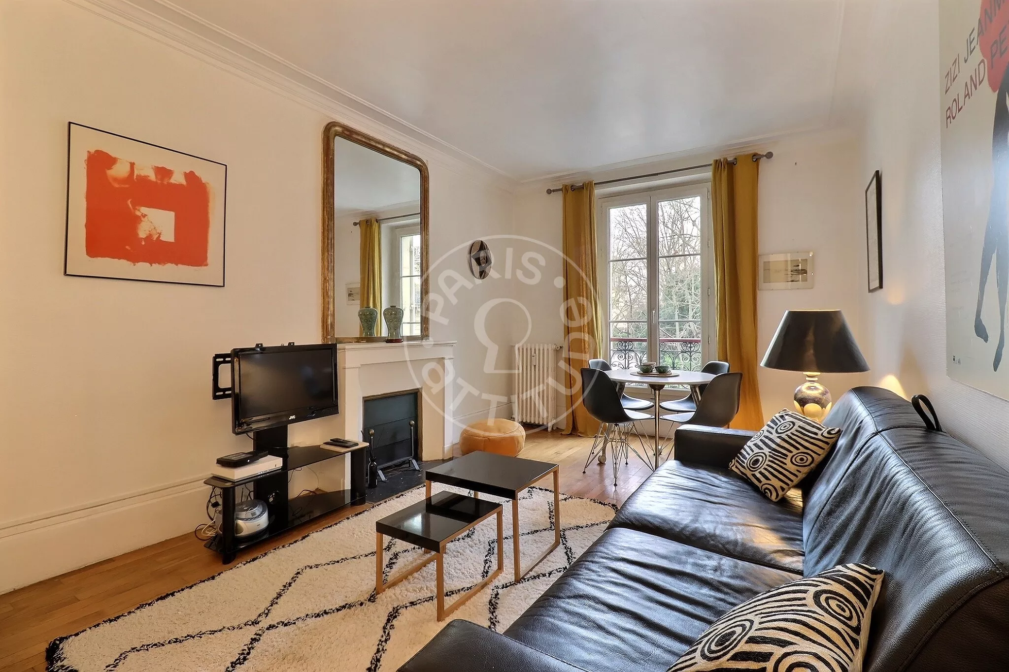 Appartement Avenue de la Bourdonnais à Paris