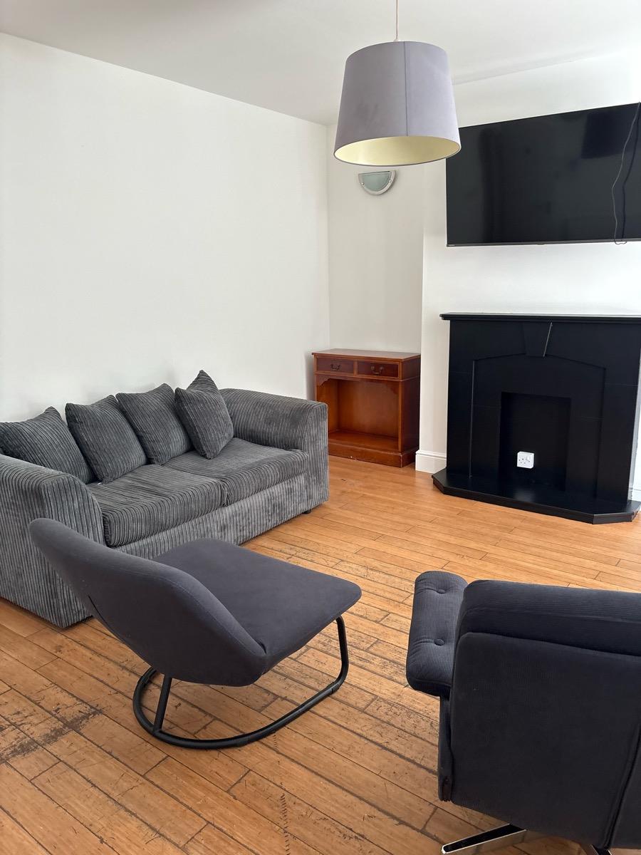 House Kings Grove in Greater London