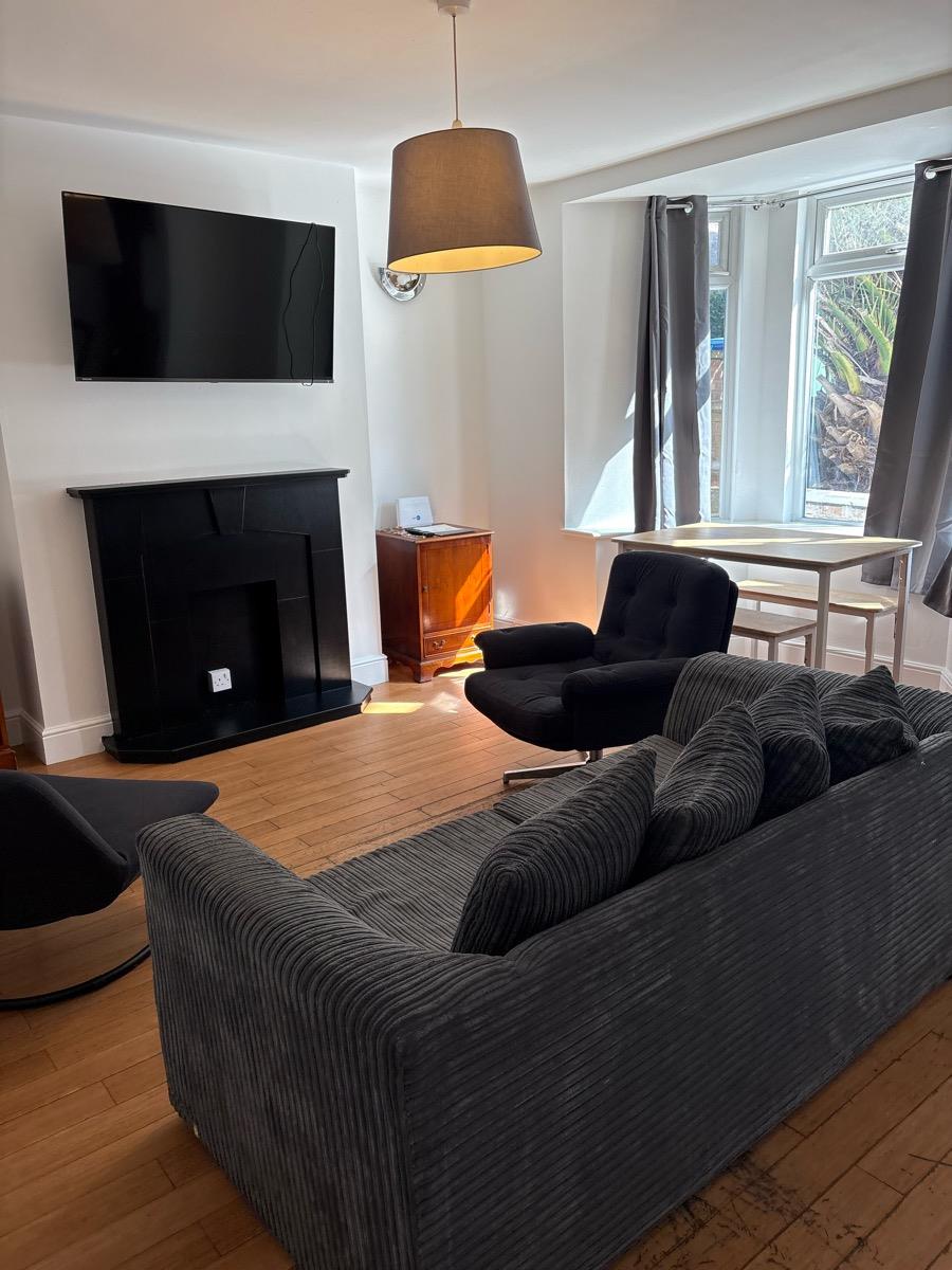 House Kings Grove in Greater London