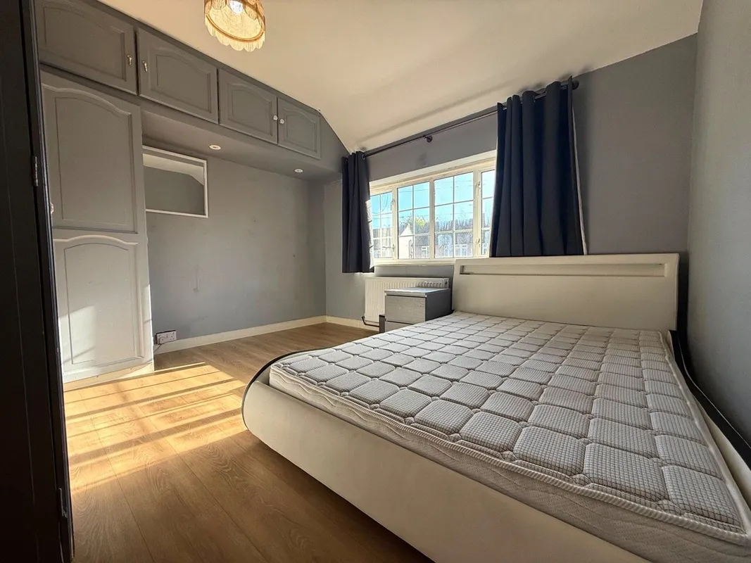 House Violet Lane in Greater London