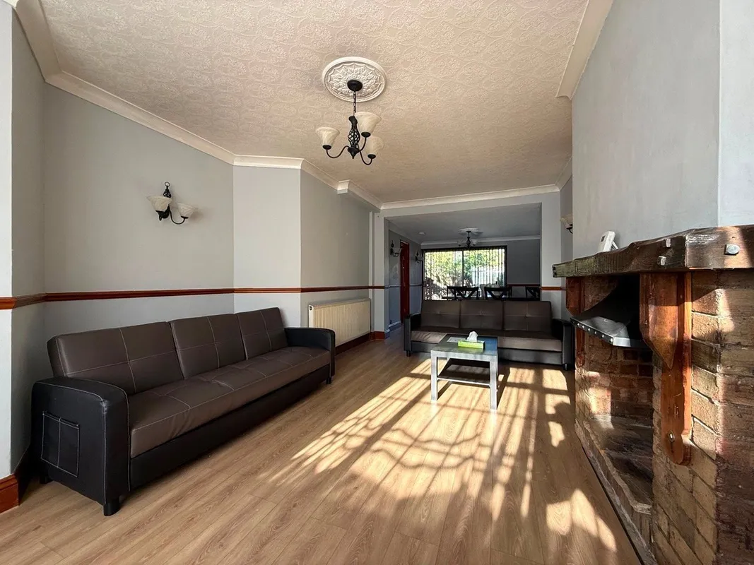 House Violet Lane in Greater London